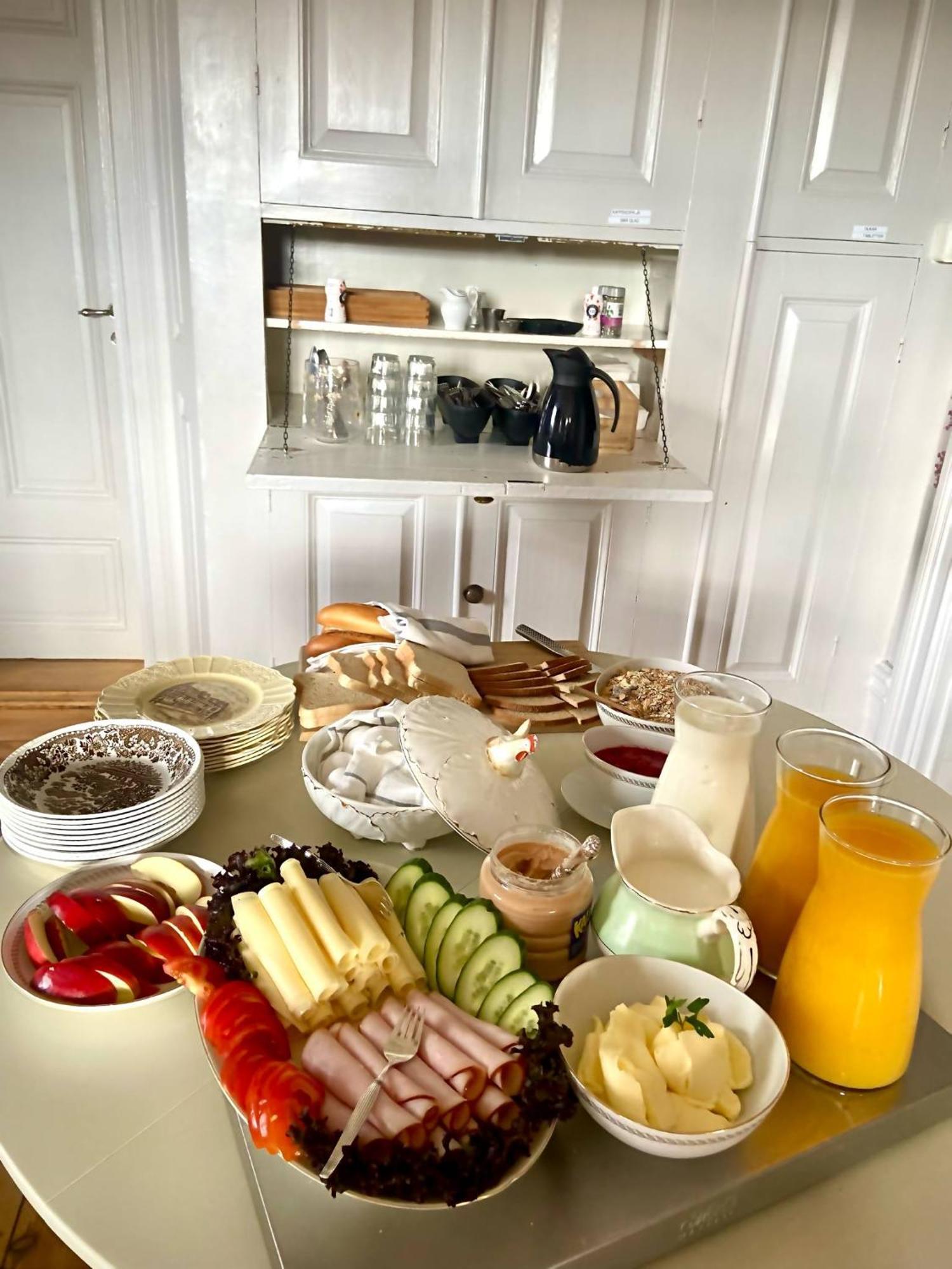 Loevstabruks Vaerdshus Och Brukshotellet Aenkehuset Extérieur photo